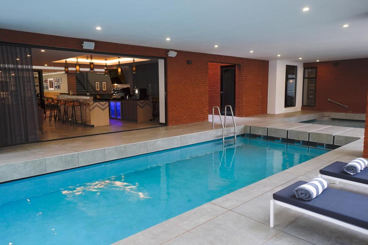 Sanctuary Mandela Hotel โจฮันเนสเบิร์ก ภายนอก รูปภาพ