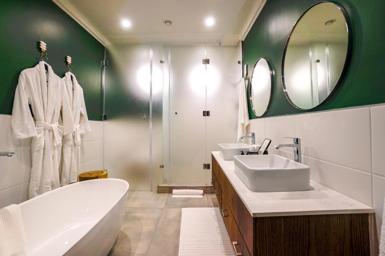 Sanctuary Mandela Hotel โจฮันเนสเบิร์ก ภายนอก รูปภาพ