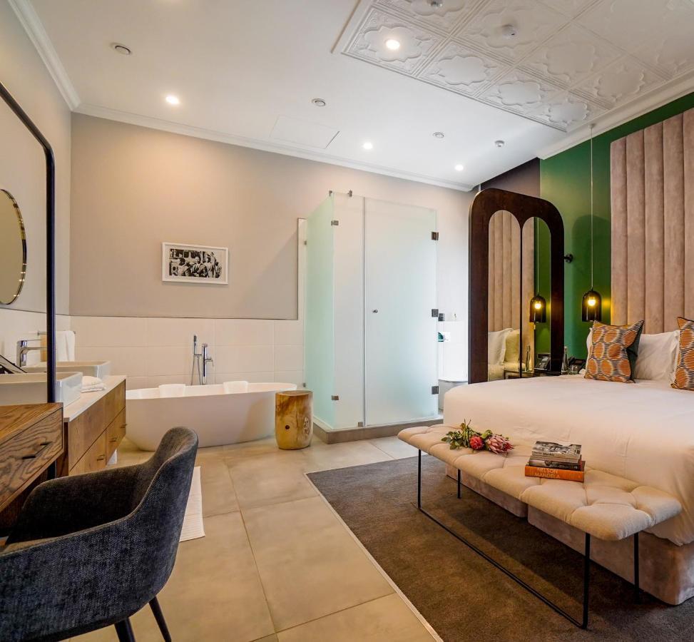 Sanctuary Mandela Hotel โจฮันเนสเบิร์ก ภายนอก รูปภาพ