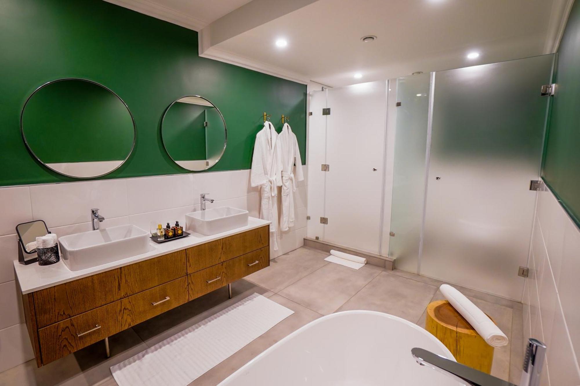 Sanctuary Mandela Hotel โจฮันเนสเบิร์ก ภายนอก รูปภาพ